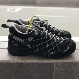 Salewa Womens Hiking Shoes Sz 7.5